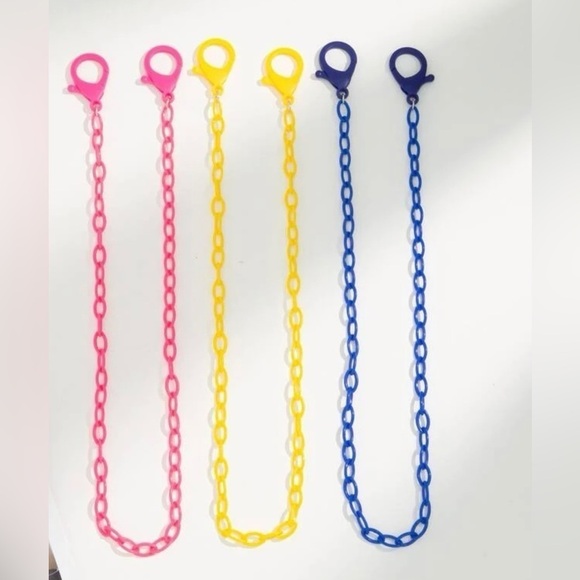 Accessories - Mask chain necklace or sunglasses clip ons
